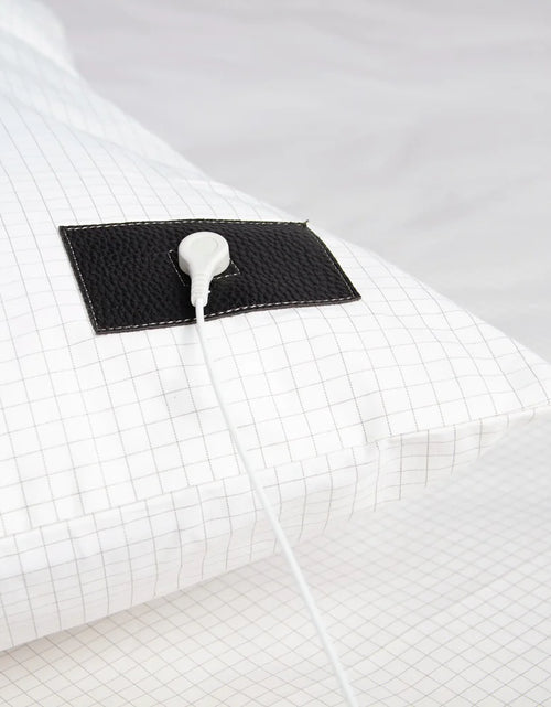 Load image into Gallery viewer, Square Grounding Pillowcase with Conductive Fabric
