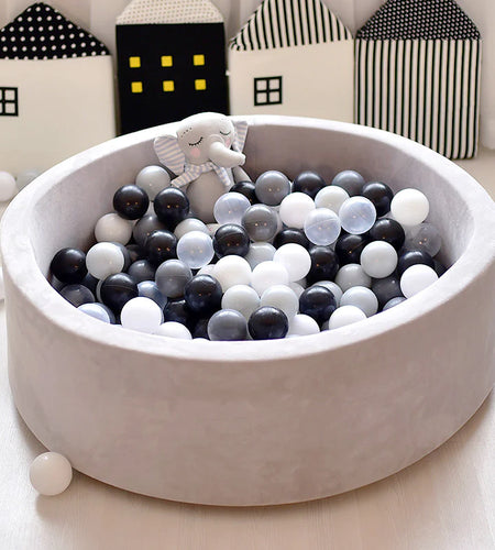 Nordic Wave Adventure: Indoor Ocean Ball Pool for Kids