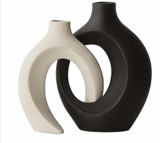 Nordic Ceramic Interlock Vase