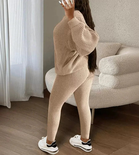 Women's Knitted Wool Suit