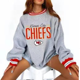 Load image into Gallery viewer, Loose-Fit NFL Graphic Long Sleeve Sweatshirt for Women
