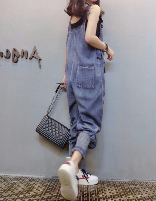 Load image into Gallery viewer, European Style Women's Summer Casual Ripped Denim Pants
