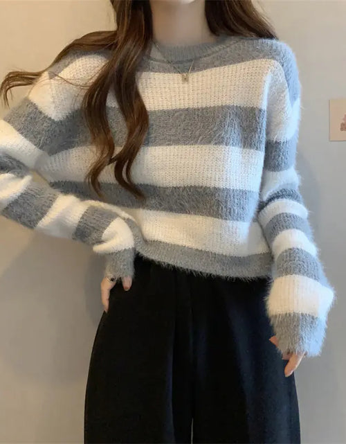 Load image into Gallery viewer, Cozy Chic Knitted Sweater
