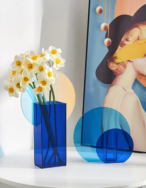 Load image into Gallery viewer, Minimalist Acrylic Vase
