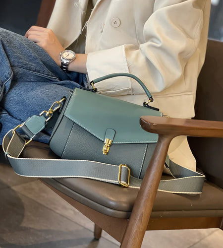 Chic Leather Crossbody Bag