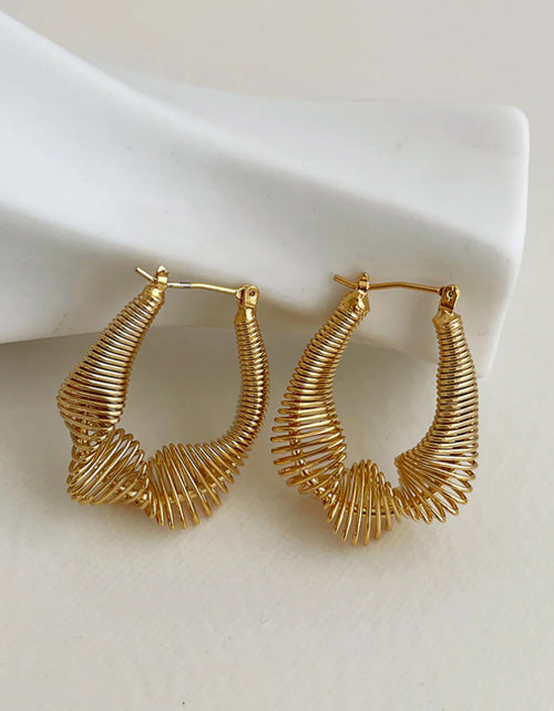 Load image into Gallery viewer, Twist Earrings
