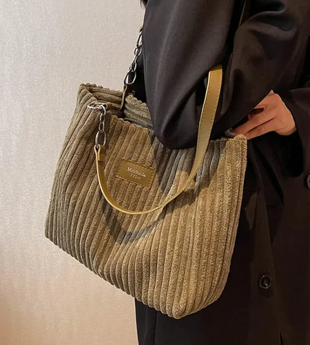 Solid Style Shoulder Bag