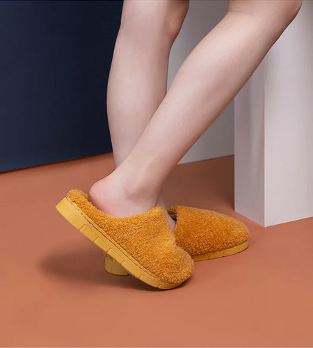 BASIC Fur Indoor Non Slip Slippers