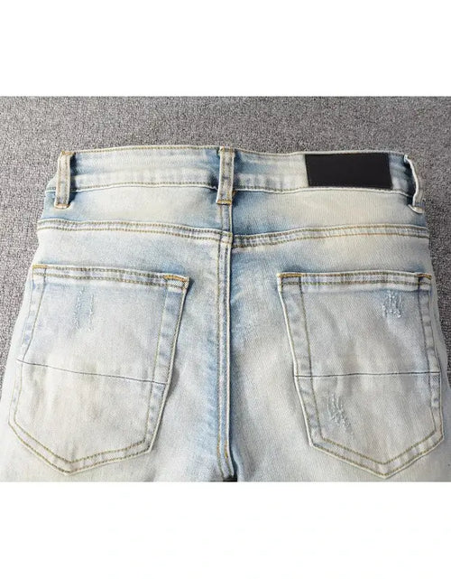 Load image into Gallery viewer, Slim Fit Jeans
