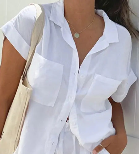 Short-sleeved Shirt And Shorts Suit