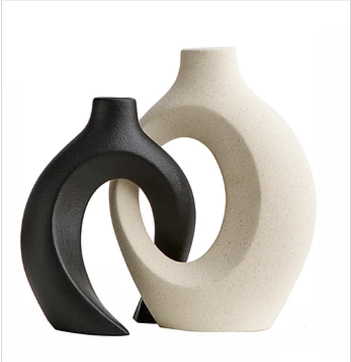 Nordic Ceramic Interlock Vase