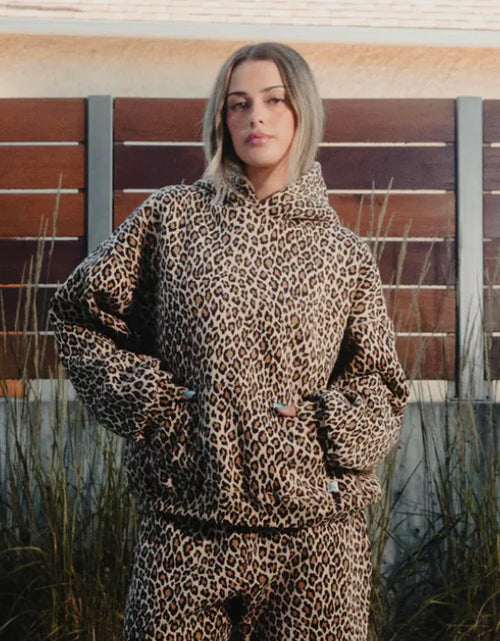 Load image into Gallery viewer, American Vintage Leopard Print Hoodie - Unisex
