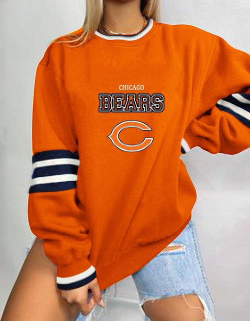 Load image into Gallery viewer, Loose-Fit NFL Graphic Long Sleeve Sweatshirt for Women
