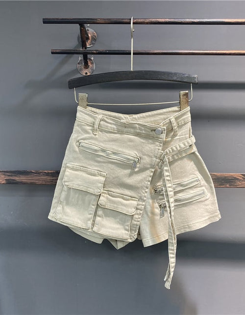 Load image into Gallery viewer, Korean Irregular Multi-Pocket A-Line Work Shorts
