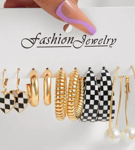 Women's Gold Round Simple Earrings