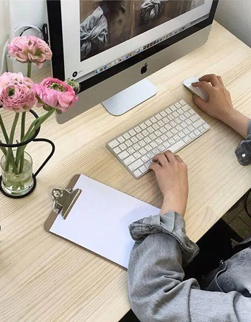 Load image into Gallery viewer, Nordic Style Iron Flower Vase
