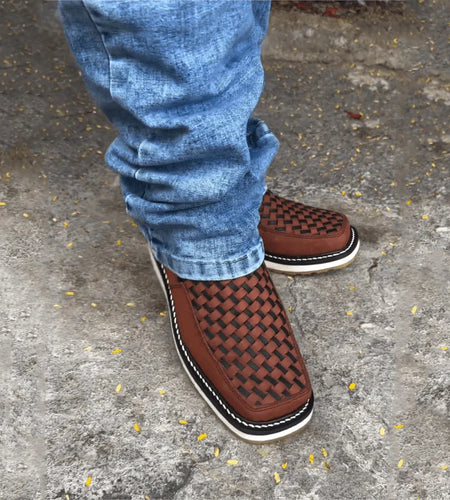 Retro Hand-Woven Cowboy Boots