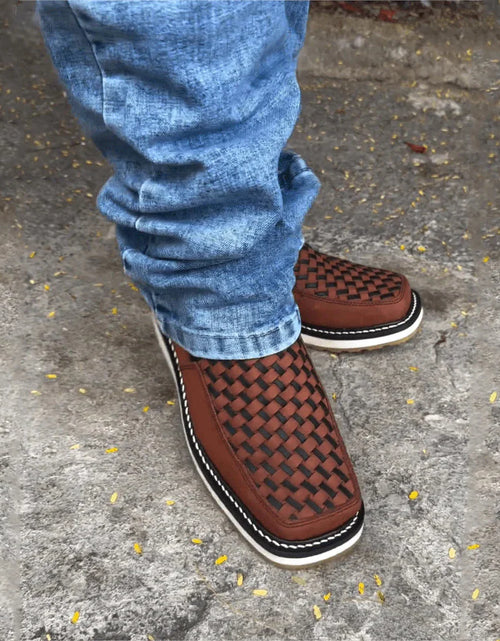 Load image into Gallery viewer, Retro Hand-Woven Cowboy Boots
