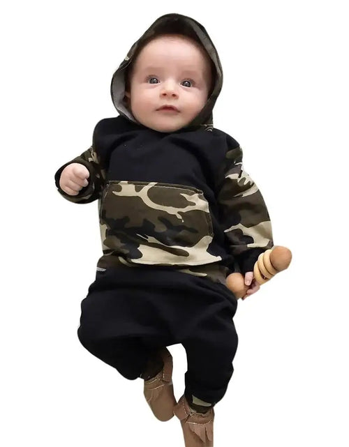 Load image into Gallery viewer, Baby Boys Camo Outfits Tracksuit Set
