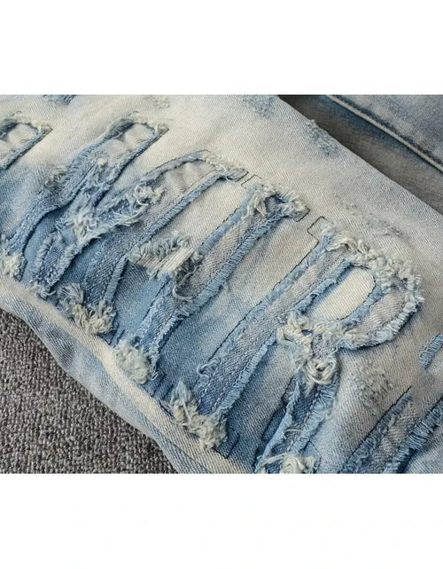 Load image into Gallery viewer, Slim Fit Jeans
