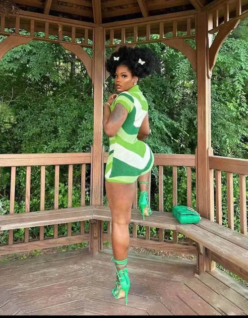 Load image into Gallery viewer, (Free Shipping)(Tariffs included in price) Women's Sexy Bodycon V Neck Short Sleeve Patchwork Knitted Romper
