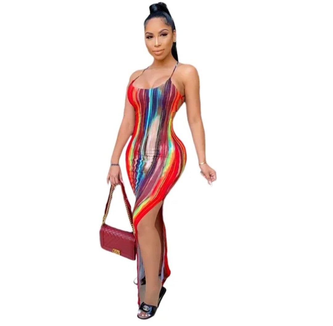(Tariffs included in price) Summer dress features a color-blocking tie-dye print, crafted from eco-friendly and anti-wrinkle spandex material with a sleeveless silhouette and straight hem.
