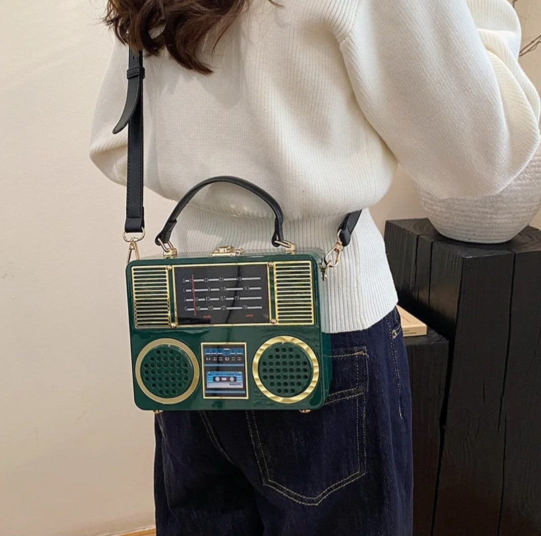 (Free Shipping)(Tariffs included in price) Acrylic Vintage Versatile Creative Radio Handbags Unisex Satchel Metal Punk Shoulder Bag Nostalgia Square Box Bag for women