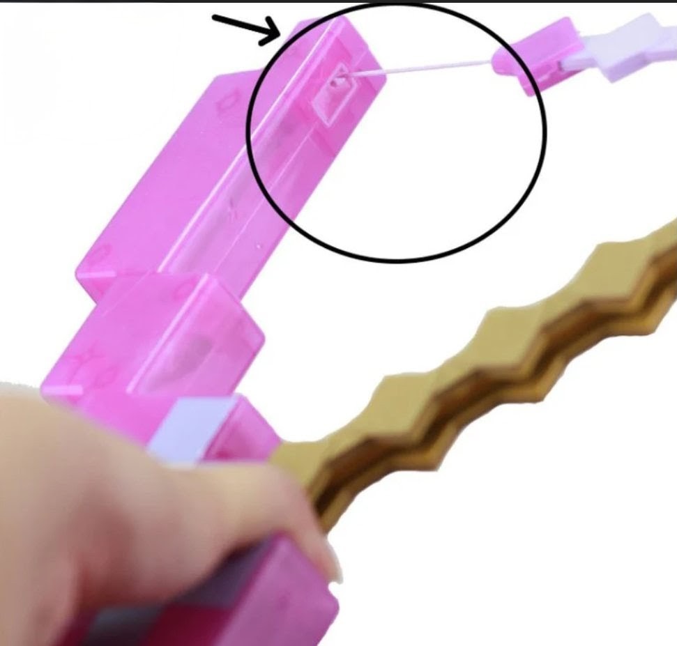 (Free Shipping)(Tariffs included in price) Pixelated Bow and Arrow Kids Building Toy Archery Set Girls And Boys Fun Play Shoots Up To 20 FT Outdoors