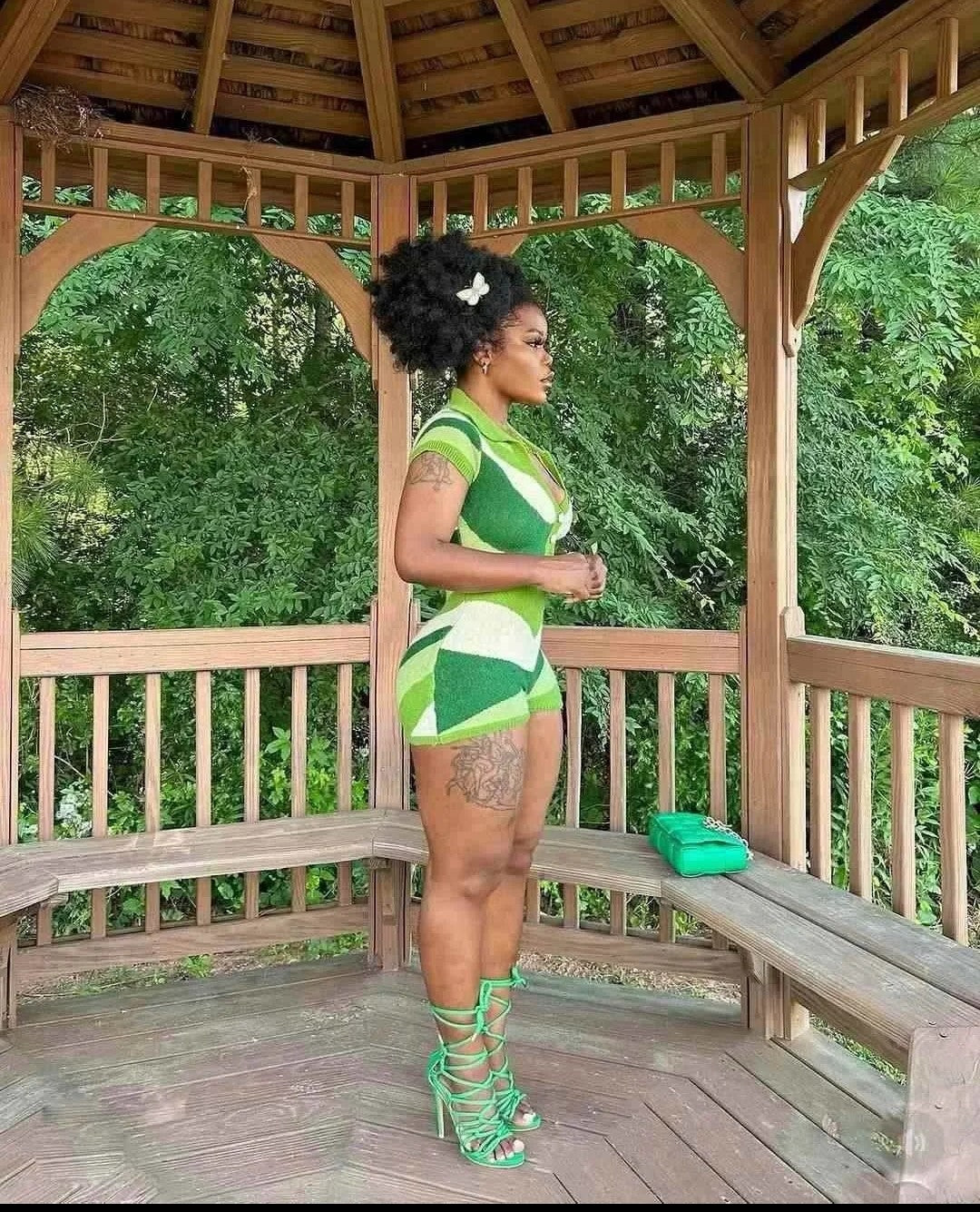 (Free Shipping)(Tariffs included in price) Women's Sexy Bodycon V Neck Short Sleeve Patchwork Knitted Romper