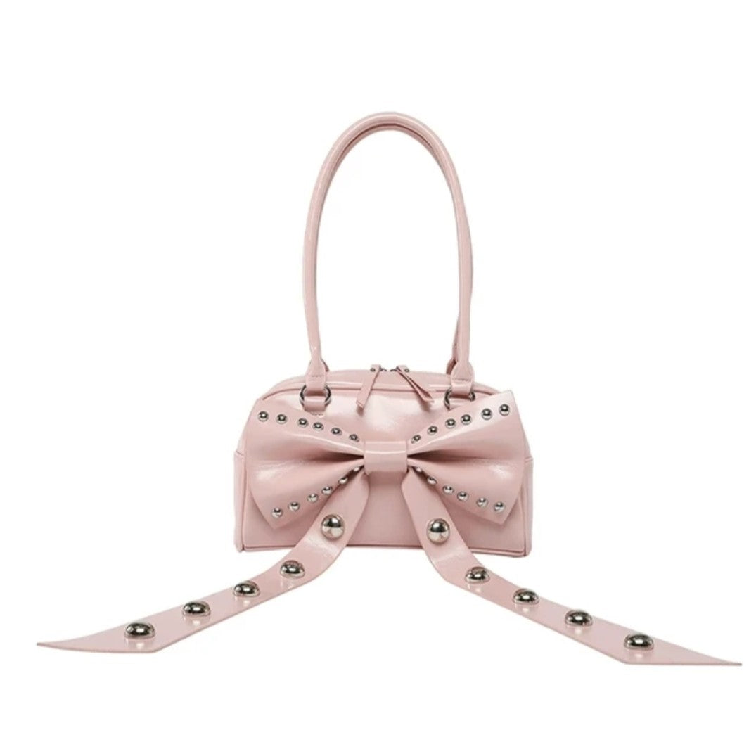 (Free Shipping)(Tariffs included in price) Women's Rivet Bolsos Mujer Motorcycle Bow Bag Underarm Shoulder Bags American Style Sac Femme New Adjustable Strap Bolso