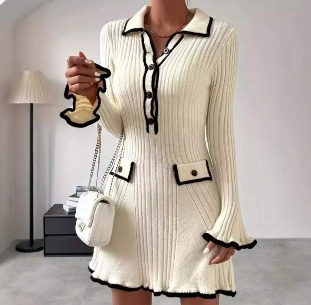 (Free Shipping)(Tariffs included in price) Vintage-style Mini Dress V-neck, Empire waistline, and long flare sleeves, slim fit and pencil silhouette, elegant look, beading decoration