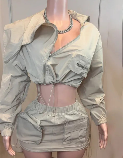 Load image into Gallery viewer, (Free Shipping)(Tariffs included in price) Safari Style long sleeve top zipper fly cargo mini skirt
