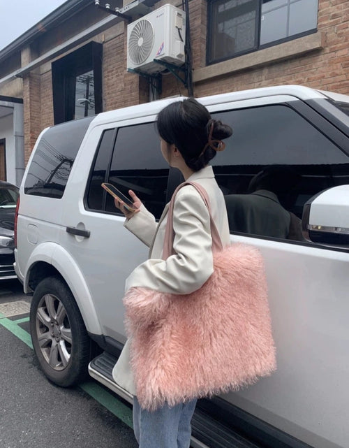 Load image into Gallery viewer, (Free Shipping)Women's Wool Faux Fur Bag Commuter Handbag Fashionable Underarm Bag Large-capacity Shoulder Bag
