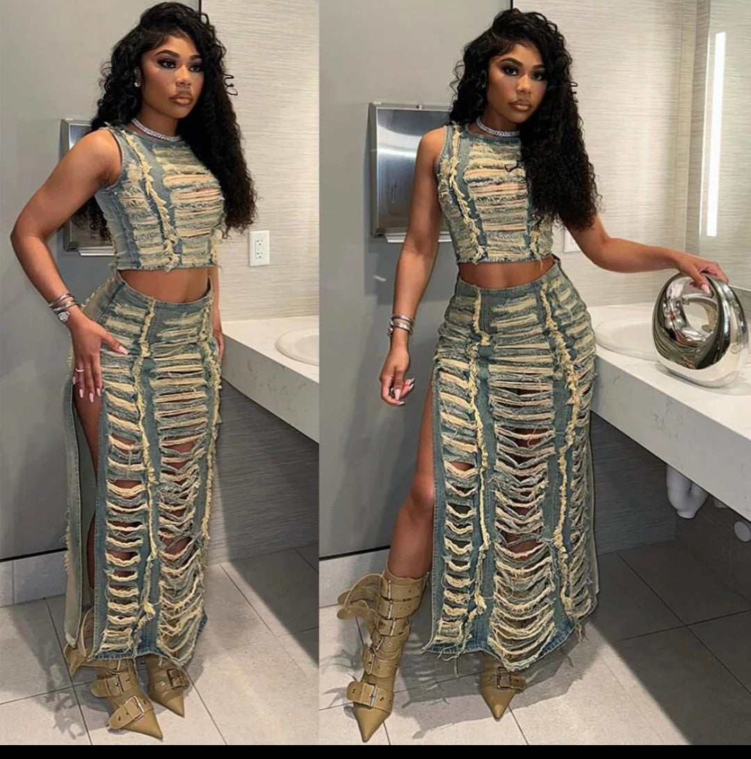 (Free Shipping)(Tariffs included in price) Ripped Jean Distressed Long Skirt Denim Set