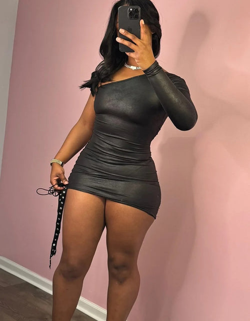 Load image into Gallery viewer, (Free Shipping)(Tariffs included in price) Sexy One Shoulder Bodycon Dress Women's Party Nightclub Mini Skinny Dress
