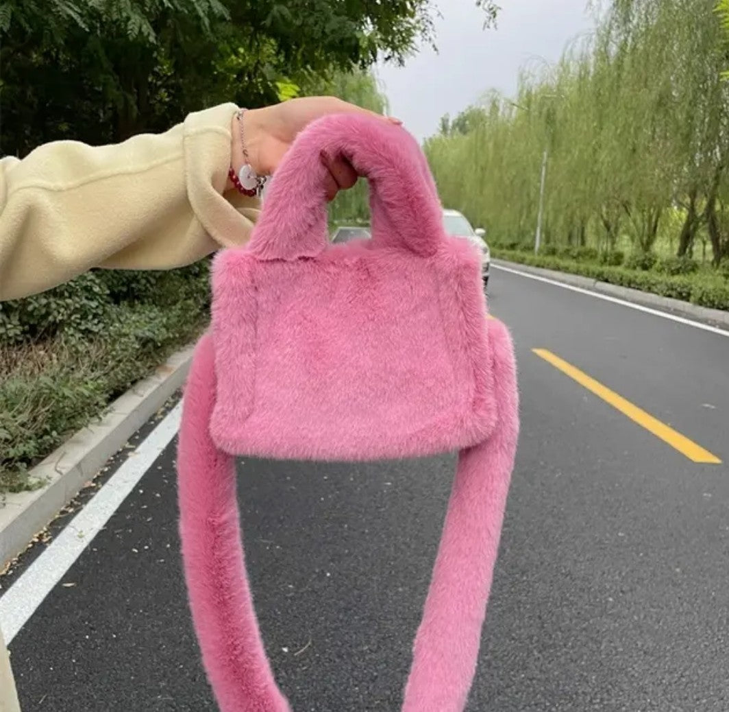 (Free Shipping) Women's Soft Plush Hand Bag Solid Color Tote Female Large Capacity Fur Underarm Bags Furry Fluffy Shoulder Crossbody Bag