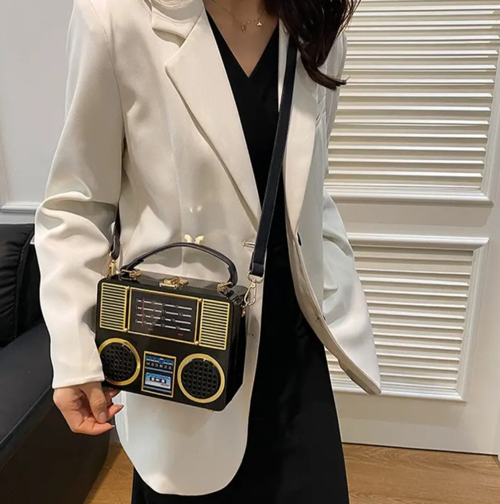 (Free Shipping)(Tariffs included in price) Acrylic Vintage Versatile Creative Radio Handbags Unisex Satchel Metal Punk Shoulder Bag Nostalgia Square Box Bag for women