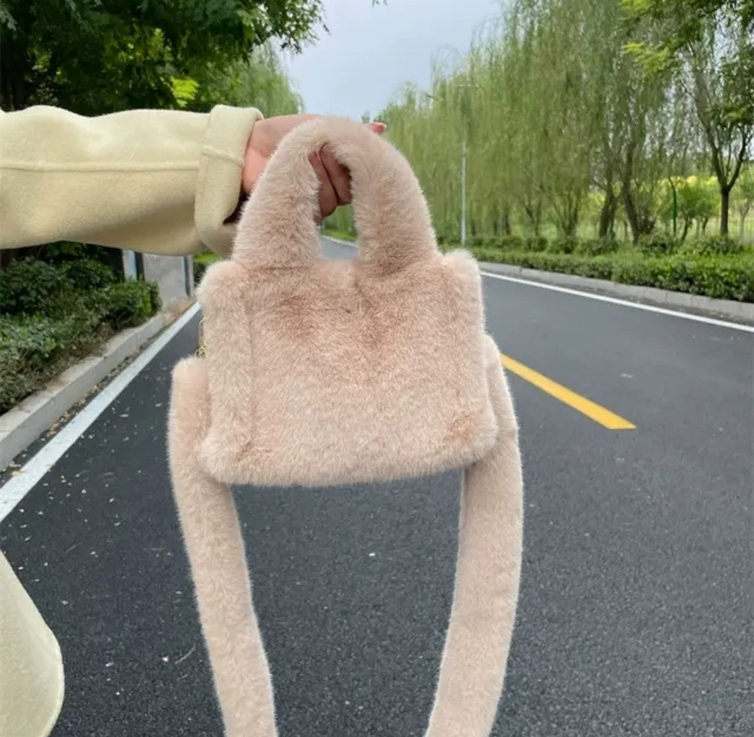 (Free Shipping) Women's Soft Plush Hand Bag Solid Color Tote Female Large Capacity Fur Underarm Bags Furry Fluffy Shoulder Crossbody Bag