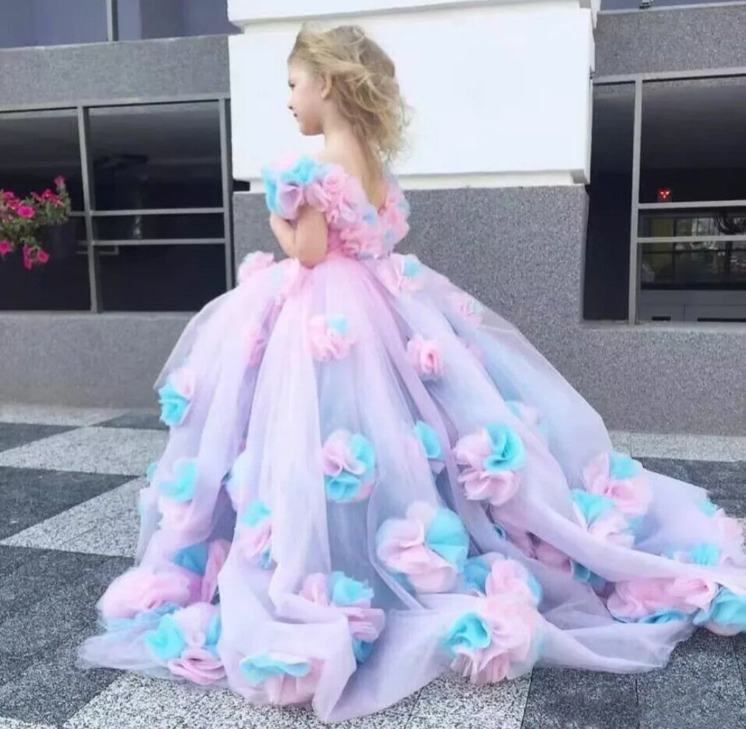 (Free Shipping)(Tariffs included in price) Purple Flower Dress off shoulder floor length Puffy 3D Princess Kid Birthday First Communion Gown