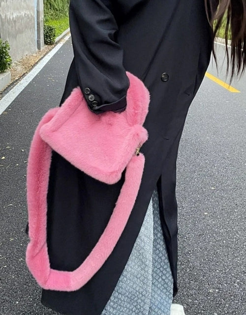 Load image into Gallery viewer, (Free Shipping) Women's Soft Plush Hand Bag Solid Color Tote Female Large Capacity Fur Underarm Bags Furry Fluffy Shoulder Crossbody Bag
