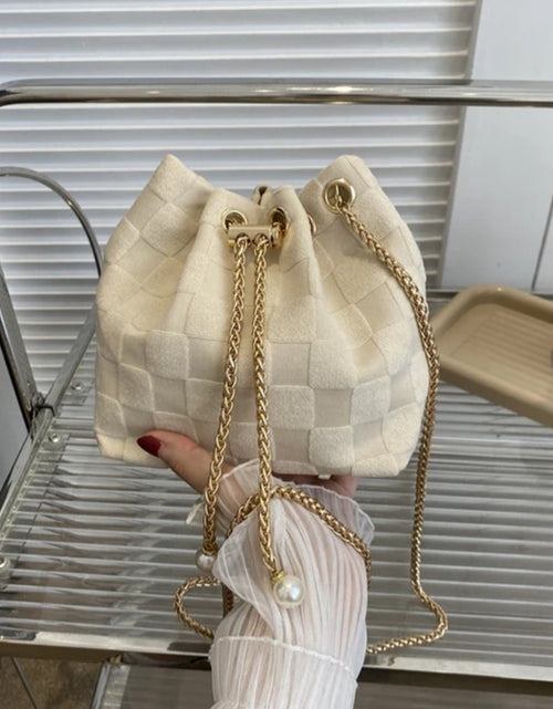 Load image into Gallery viewer, (Free Shipping)(Tariffs included in price) Women's Fashionable Woven Bucket Handbags for Women
