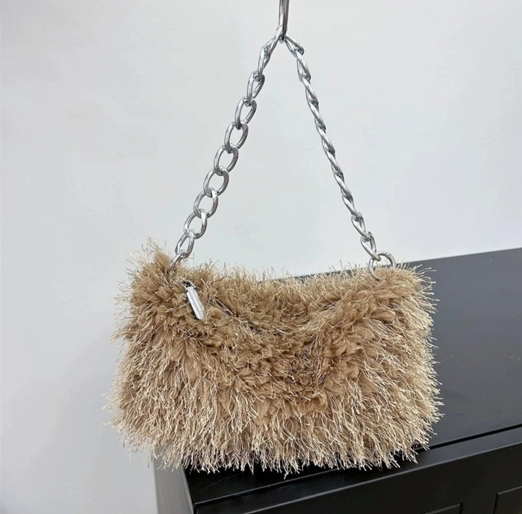 (Free Shipping) Plush Women's Hobos Underarm Bag Hot Girls Furry Clutch Shoulder Bag Luxury Faux Fur Female Fluffy Armpit Handbag