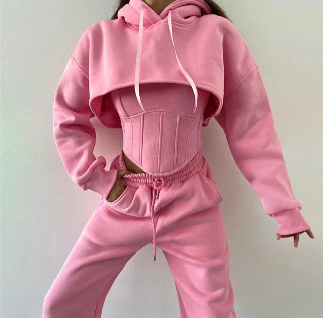(Free Shipping)(Tariffs included in price) This three-piece women's set includes a short hoodie, small vest, and belted sweatpants, featuring anti-pilling, breathable, and quick-dry properties.
