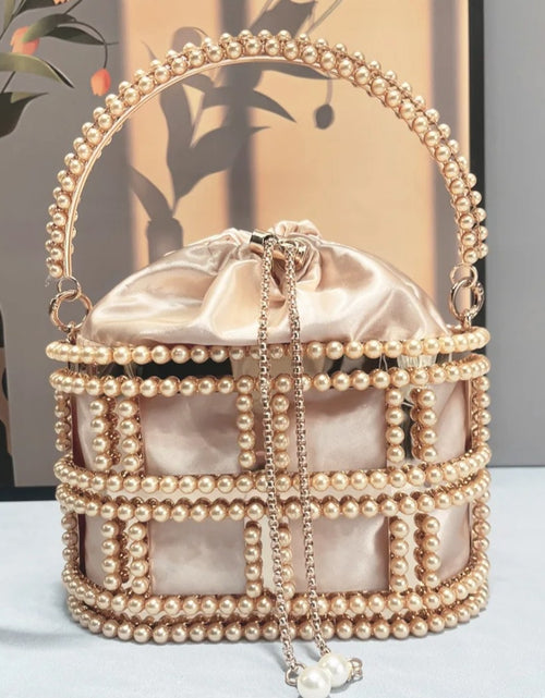 Load image into Gallery viewer, (Free Shipping)(Tariffs included in price) Diamond Metal Birdcage Dress Handbag Women's Chain Clutch Evening Bag
