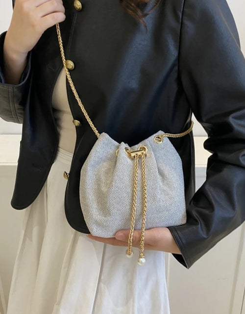 Load image into Gallery viewer, (Free Shipping)(Tariffs included in price) Women's Fashionable Woven Bucket Handbags for Women
