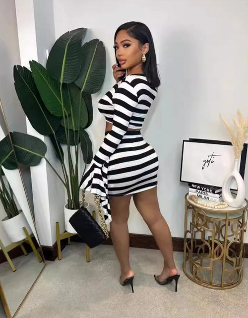 Load image into Gallery viewer, (Free Shipping)(Tariffs included in price) New Shoulder Flare Sleeve Fringe Skirt Black and White Stripe Two-piece Set
