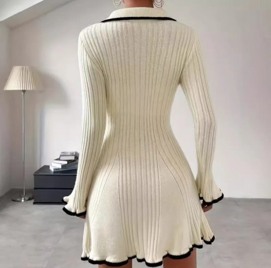 (Free Shipping)(Tariffs included in price) Vintage-style Mini Dress V-neck, Empire waistline, and long flare sleeves, slim fit and pencil silhouette, elegant look, beading decoration