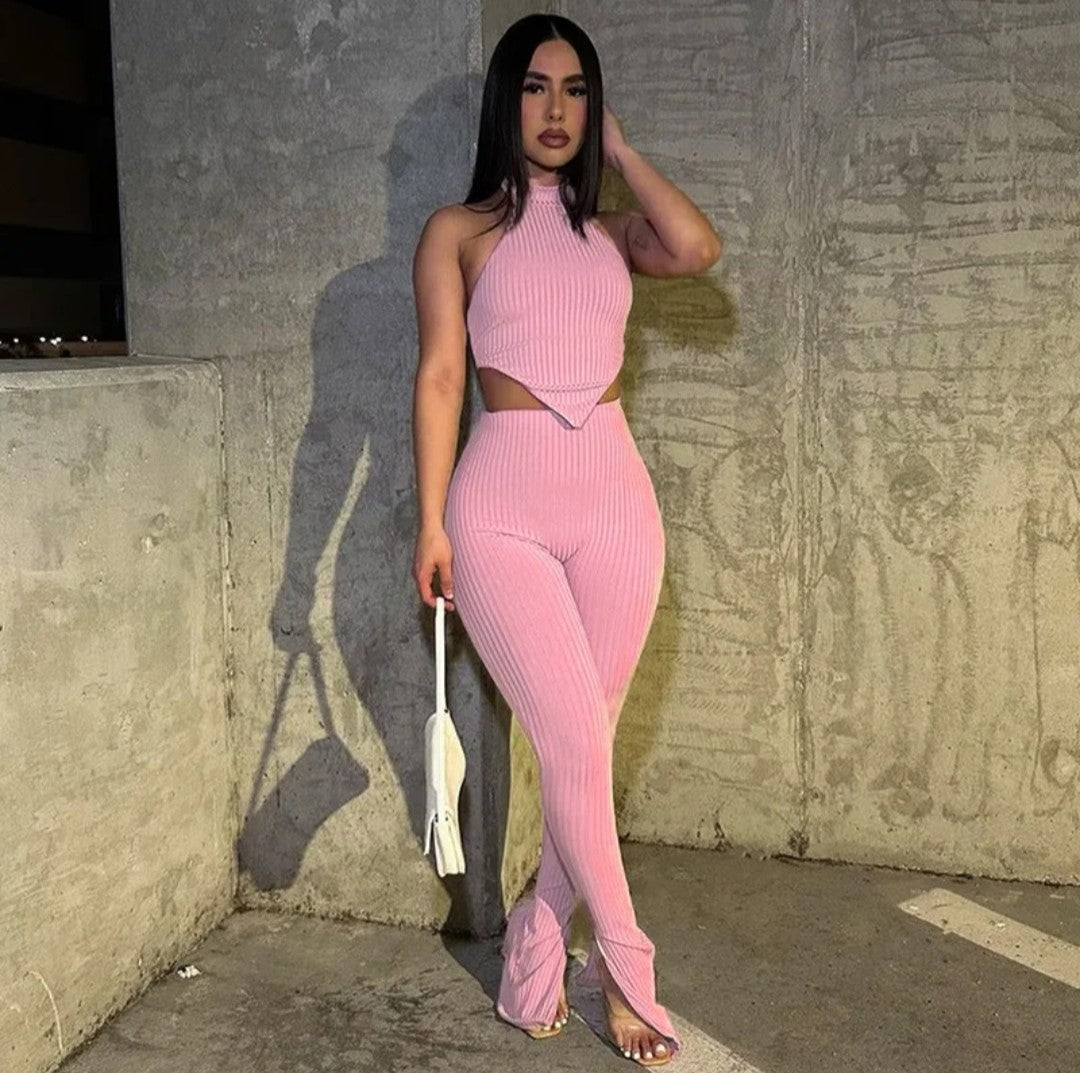 (Free Shipping)(Tariffs included in price) Summer new casual suit solid color hanging neck top trousers casual suit woven puff printed o- neck collar