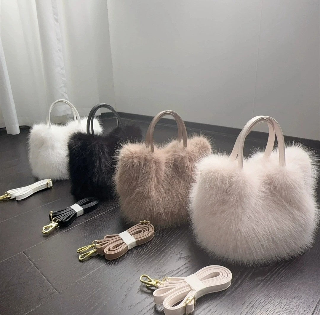 Large Capacity Bucket Bag Fashion Imitation Rabbit Fur Plush Bag Underarm Shoulder Tote Bags Winter Faux Fur Designer Handbag