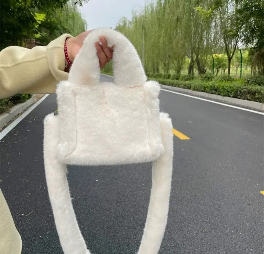 (Free Shipping) Women's Soft Plush Hand Bag Solid Color Tote Female Large Capacity Fur Underarm Bags Furry Fluffy Shoulder Crossbody Bag